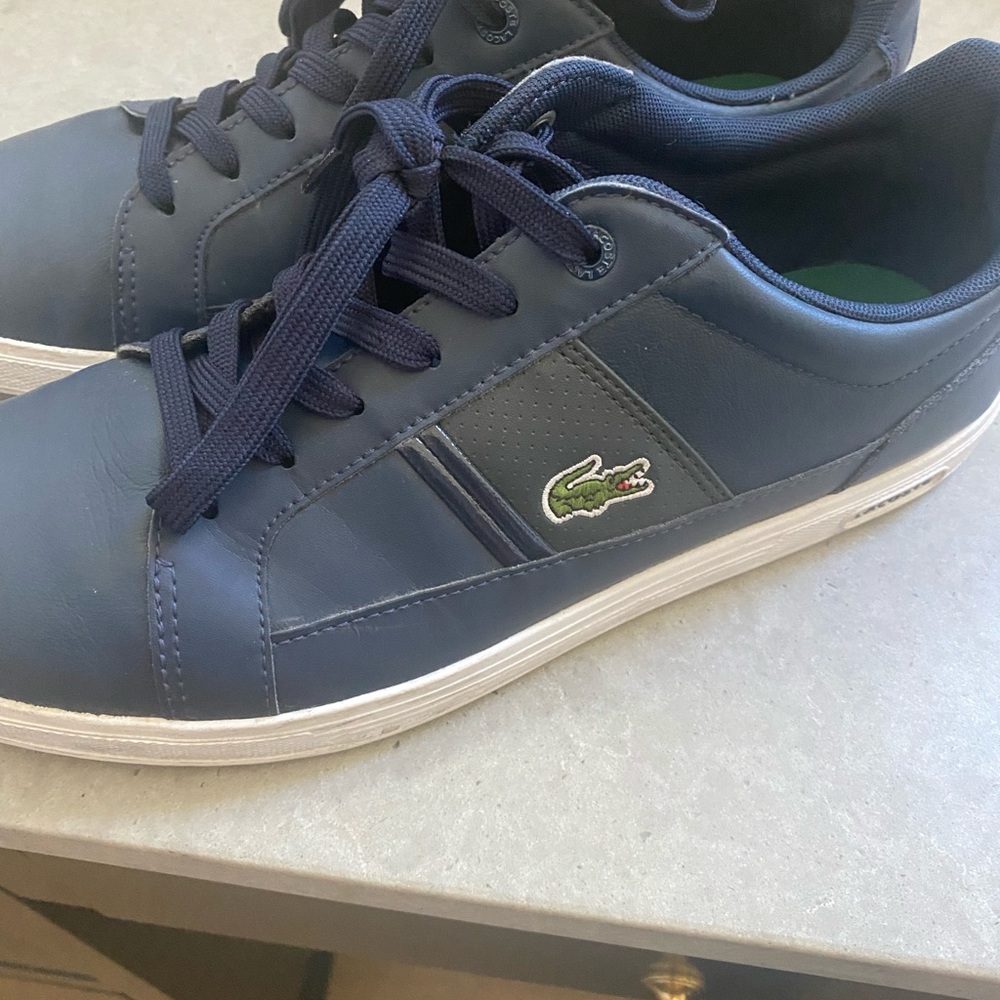Lacoste mens 8.5